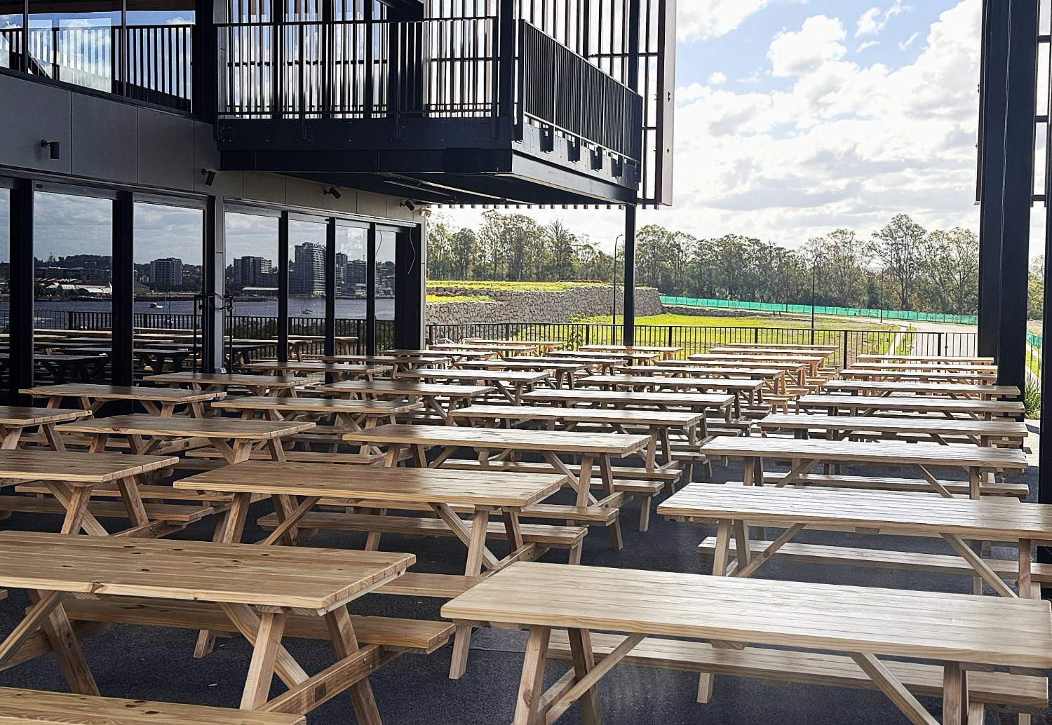 Outdoor Picnic Table 
